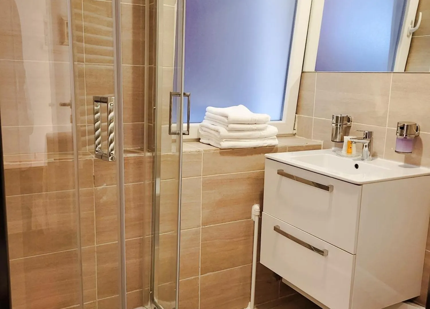 *** Hotel Bucur Accommodation Bucharest Romania