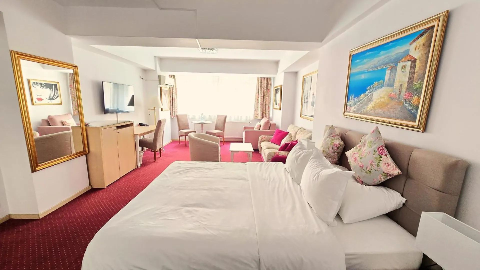 ホテル Bucur Accommodation ブカレスト